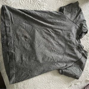 Lululemon run swiftly gray top size 8